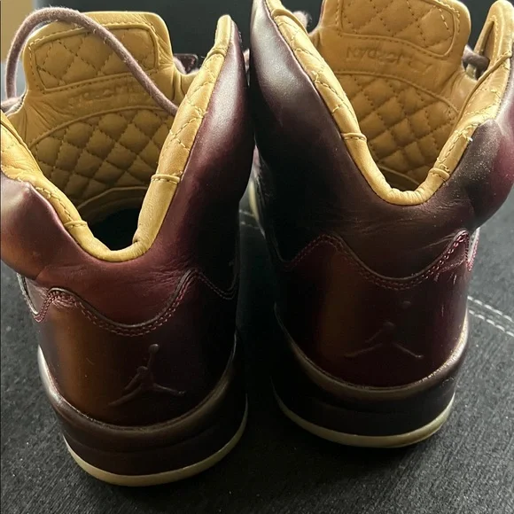 Jordan 5 Premiums Burgundy - Picture 14 of 15